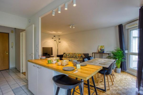 Part Dieu. Appartement rénové avec box garage